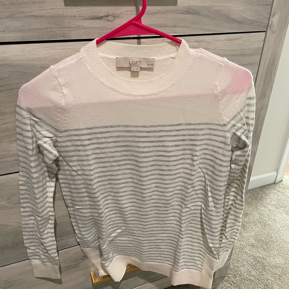 LOFT Women's Sweater - Cream and Gray Stripes